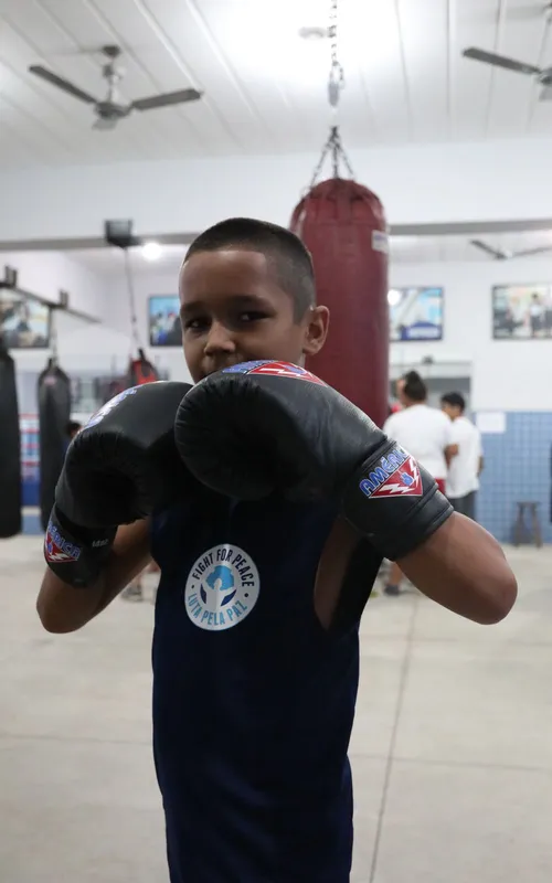 Jovens de comunidades carentes do Rio vão participar de competição de lutas