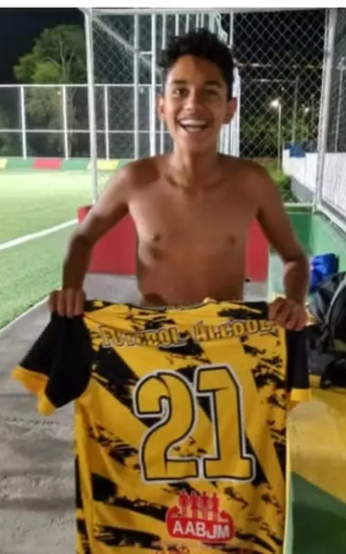O adolescente praticava futebol no Jardim Mimas