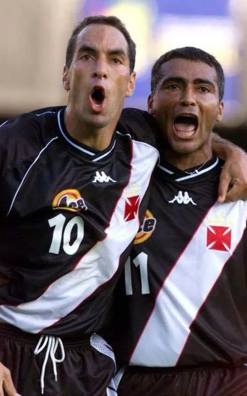 Edmundo e Romário viveram momentos conturbados no Vasco