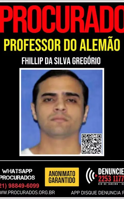 Investigadores revelaram que o chefe do morro usa a Fazendinha como base para distribuir armas e drogas adquiridas no Paraguai, Bolívia e Colômbia.