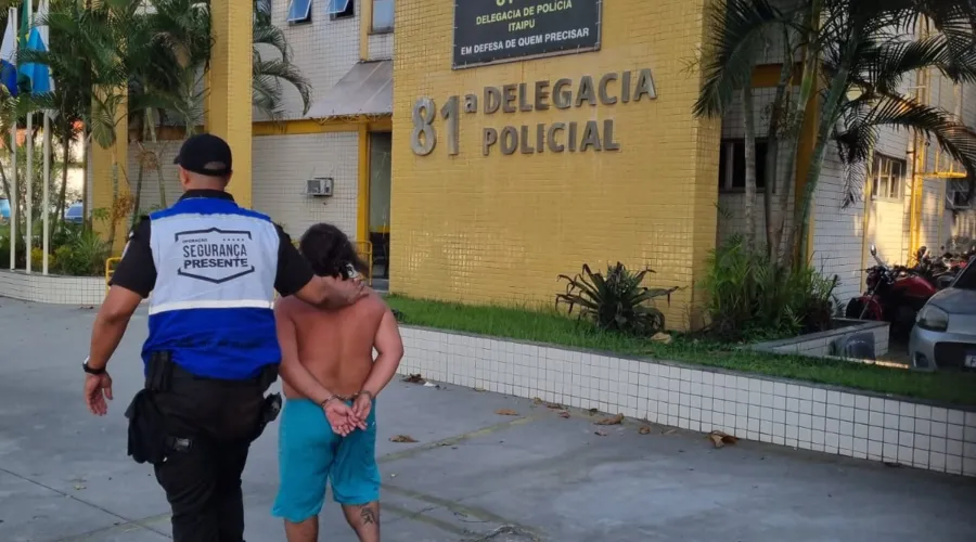 O agressor, visivelmente embriagado, foi encaminhado à 81ª DP (Itaipu)