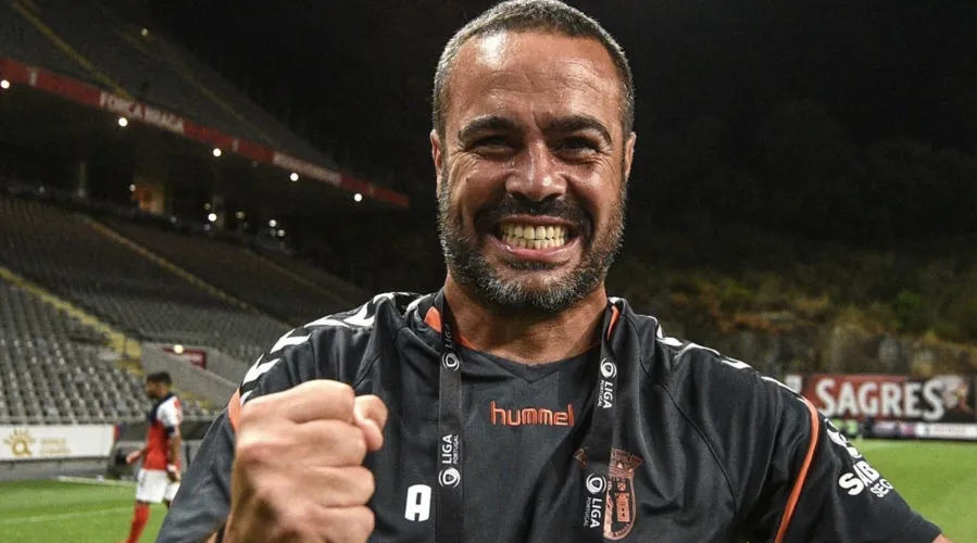 Botafogo se aproxima da contratação do técnico português Artur Jorge