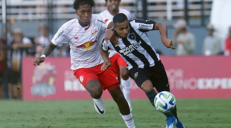 Bragantino e Botafogo ficaram no empate por 2 a 2, neste domingo (12)
