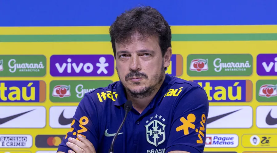 A seleção brasileira de Fernando Diniz chega ao superclássico com uma má sequência