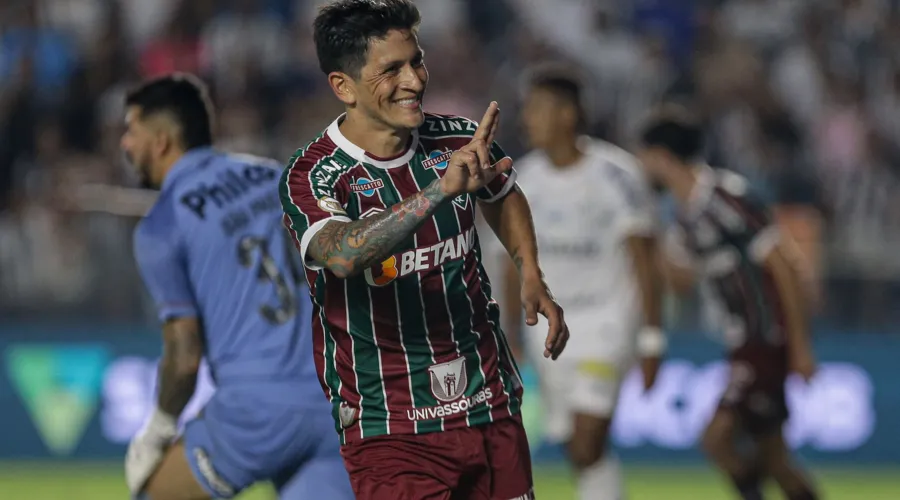 Cano pode alcançar marca histórica com a camisa do Fluminense