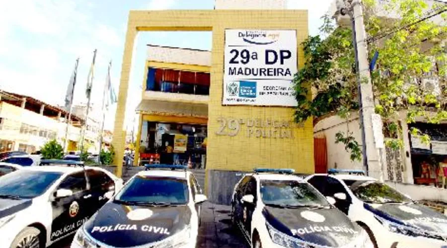 A mulher foi presa por policiais da 29ª DP (Madureira)