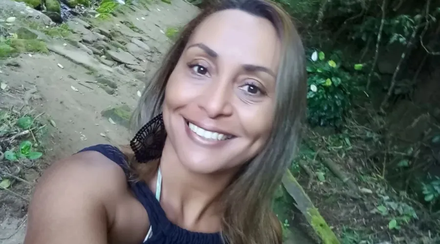 Wania foi baleada após uma discussão com o marido, o militar Alexandre Neves