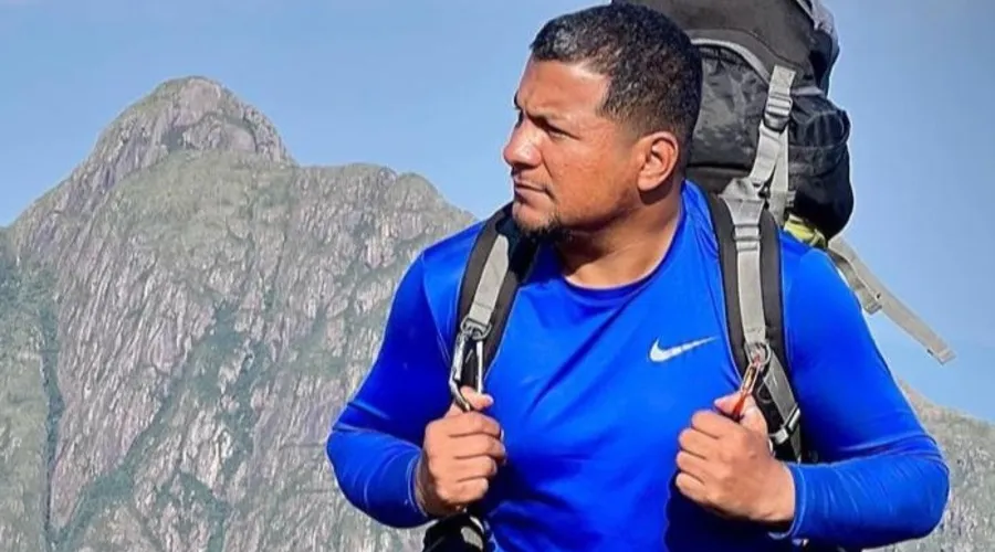 O guia turístico Leílson Souza, de 36 anos, morreu no domingo (19)