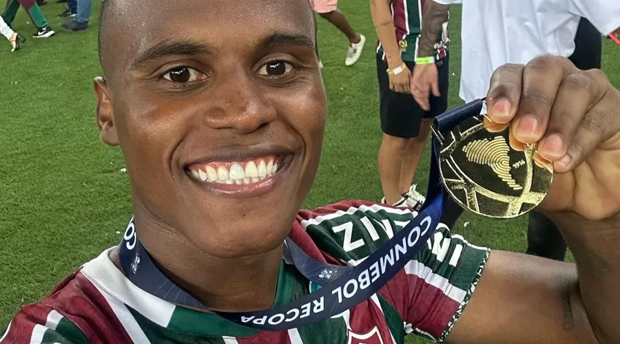 Arias admitiu que o título foi especial para o Fluminense
