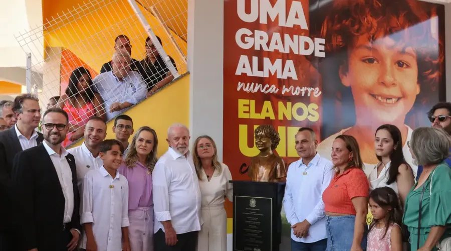 Lula lançou a construção do hospital em Belford Roxo