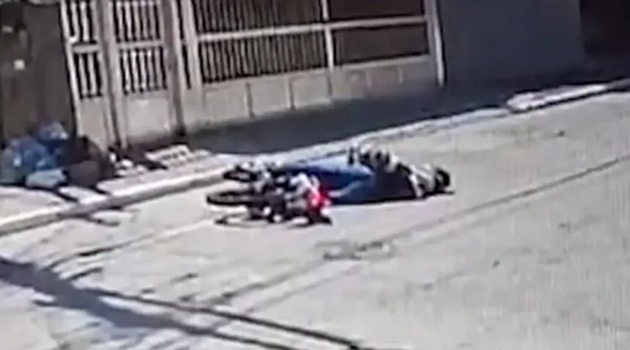 O menor e um comparsa roubaram a moto de um idoso avaliada em mais de R$ 50 mil