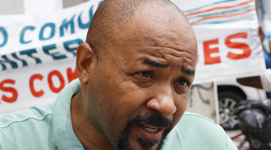 Adriano Felício é líder do Movimento Comunitário de Niterói