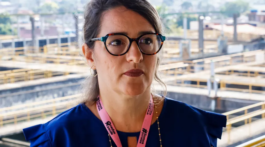 Elisa dos Santos, gerente do sistema operacional da Cedae