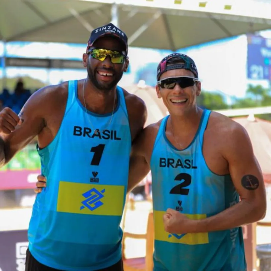 Equipes de vôlei de praia e atletismo do Brasil garantem classificação para os Jogos Olímpicos de Paris 2024