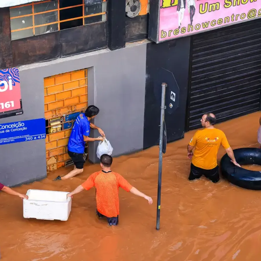 Equipe enviada de Niterói tem amplo conhecimento da região afetada pela enchente