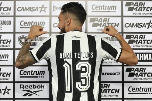 Telles irá vestir a camisa 13, que já pertenceu a ídolos do Glorioso como Zagallo e Loco Abreu