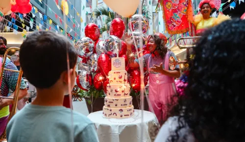 Festa reuniu a criançada, que ainda ganharam balões