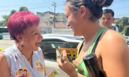 Candidata segue fazendo campanha nas ruas do município