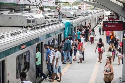 Estações e ramais terão operação extra para a saída dos torcedores dos estádios