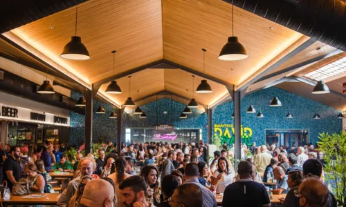 O biergarten virou espaço preferido para quem curte um bom chope e música boa