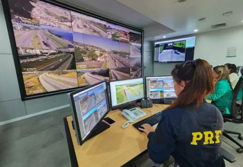 O Centro de Controle Operacional (CCO) da Arteris Fluminense monitora a via durante 24h