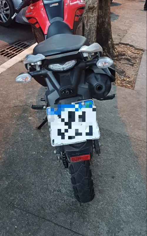 Motocicleta utilizada para fuga da dupla