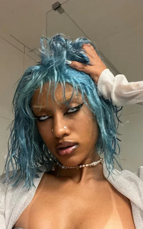 Muse Maya diz que pretende mudar de vida com participação no reality musical