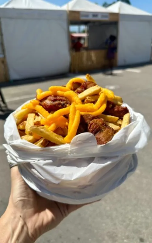 Lanches em edições anteriores da Feira Nacional do Podrão estão confirmados