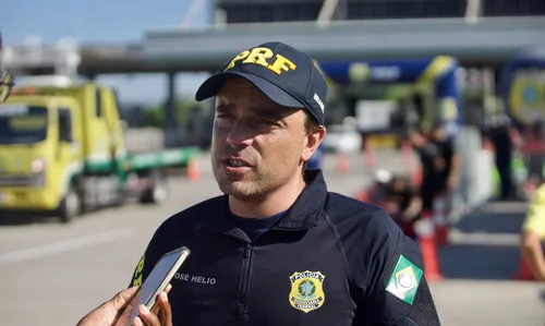 Porta-voz da PRF, José Hélio, alerta sobre acidentes com motos