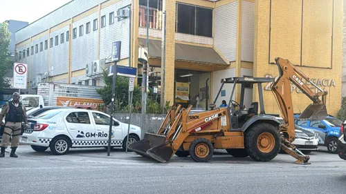 Seis pessoas foram conduzidas à 29ª DP (Madureira)