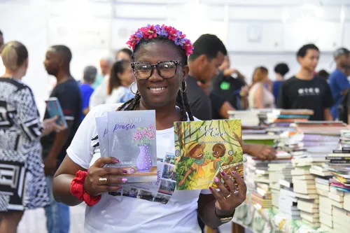 Festival reuniu artistas, autores e diversos gêneros literários