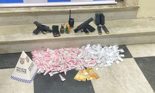 Todo o material apreendido com os criminosos
