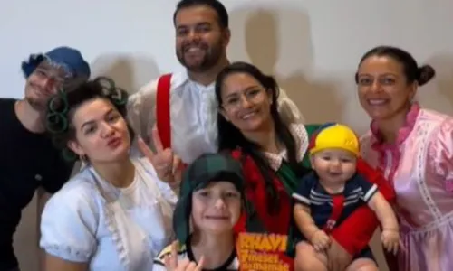 Rhavi ganhou uma festa de mêsversário com o tema de Chaves