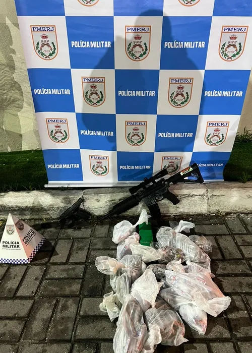 Material apreendido pela Polícia Militar