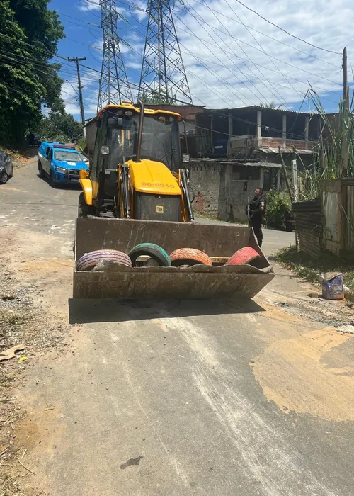 Barricadas em Niterói foram retiradas na comunidade Juca Branco, no Fonseca