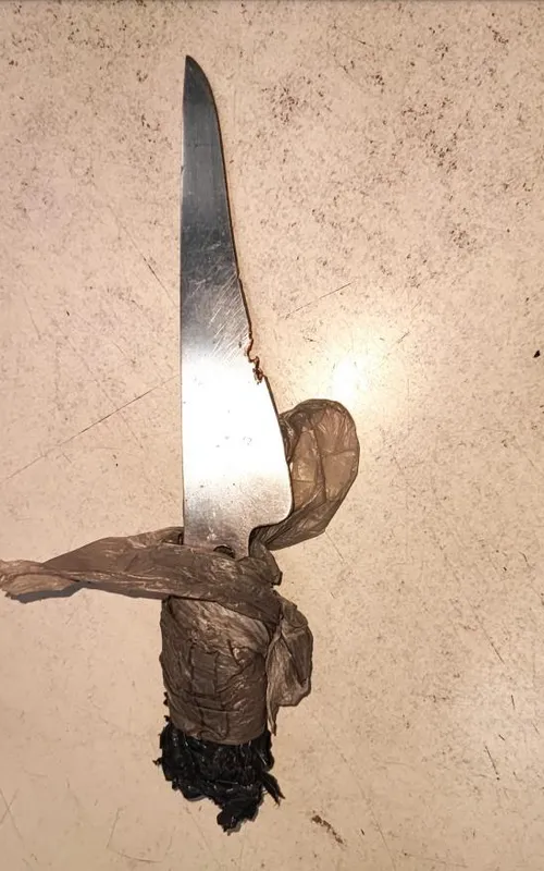 Faca apreendida com adolescente
