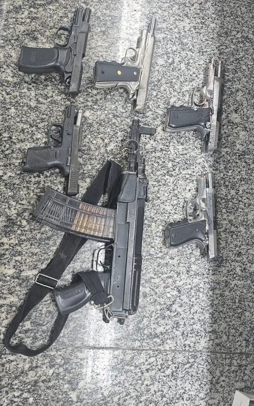 Armas apreendidas pela Polícia Militar
