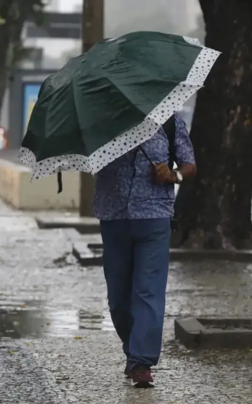 Previsão é de aumento de nebulosidade e pancadas de chuva