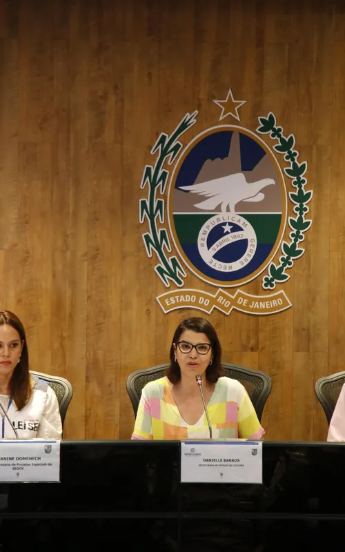 A secretária de Estado de Cultura, Danielle Barros, destaca que o Carnaval movimenta a economia fluminense