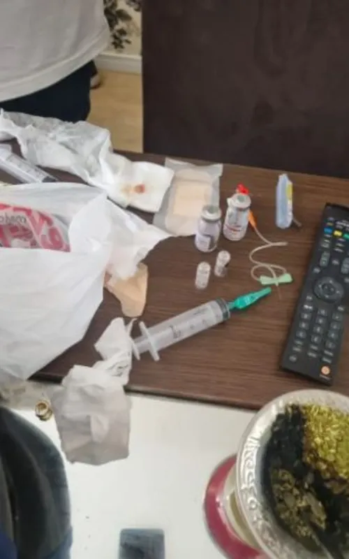 Remédios encontrados pela Polícia