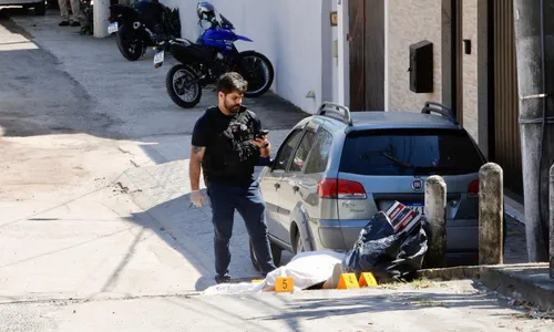 Agente foi morto enquanto saía de casa para jogar o lixo fora