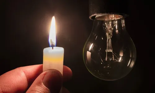 A ventania derrubou galhos e provocou oscilações na rede elétrica em diferentes regiões do município