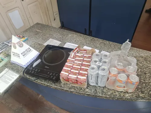 Itens furtados pelo criminoso