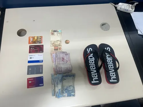 Pertences da vítima recuperados pela PM