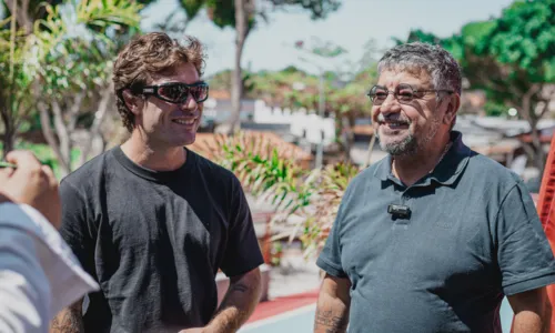 Pedro Barros e prefeito Quaquá participam da inauguração da pista