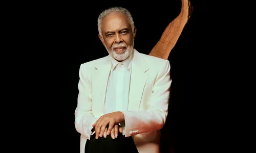 Gilberto Gil irá se apresentar antes do cantor britânico