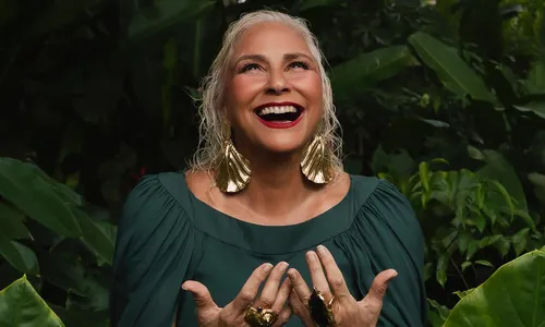 Nas redes sociais, a cantora passou a ser alvo de comentários críticos