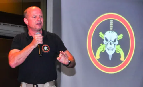 Ex-capitão do Bope, Paulo Storani trata a tática do tráfico como 'terrorismo'