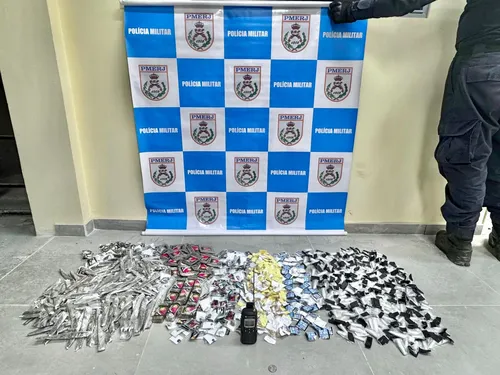 Material apreendido pelos policiais militares