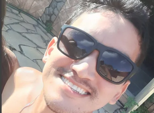 Piloto da moto, Erick está internado em estado grave